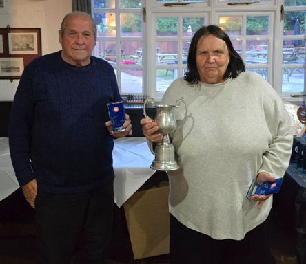 Mixed pairs winners - D Collins & C Rutter (Glen B)